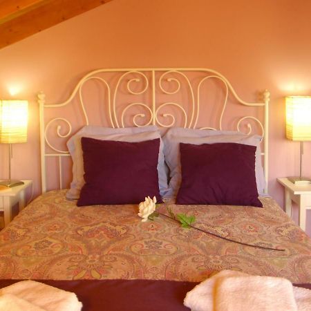 La Casita De Adanero Apartment Luaran gambar