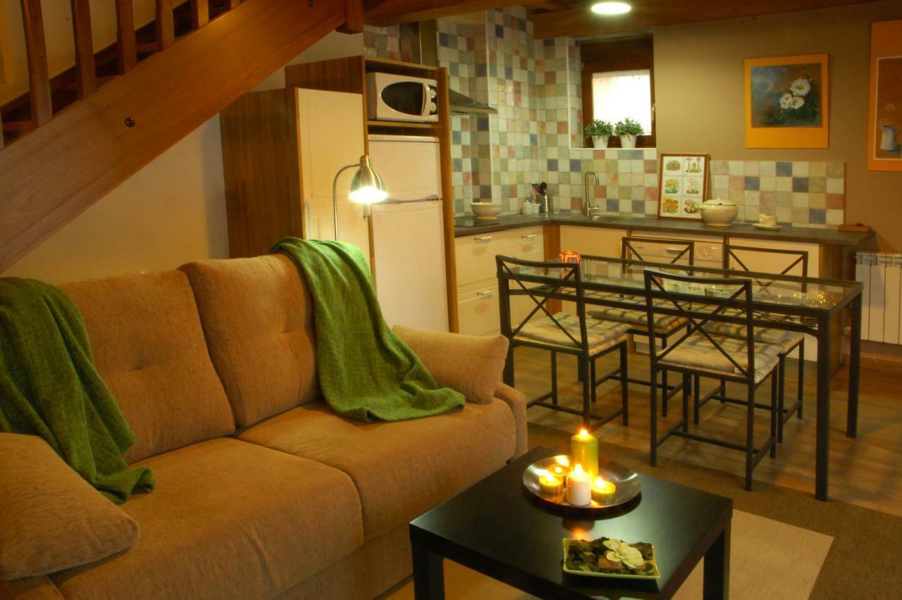 La Casita De Adanero Apartment Luaran gambar