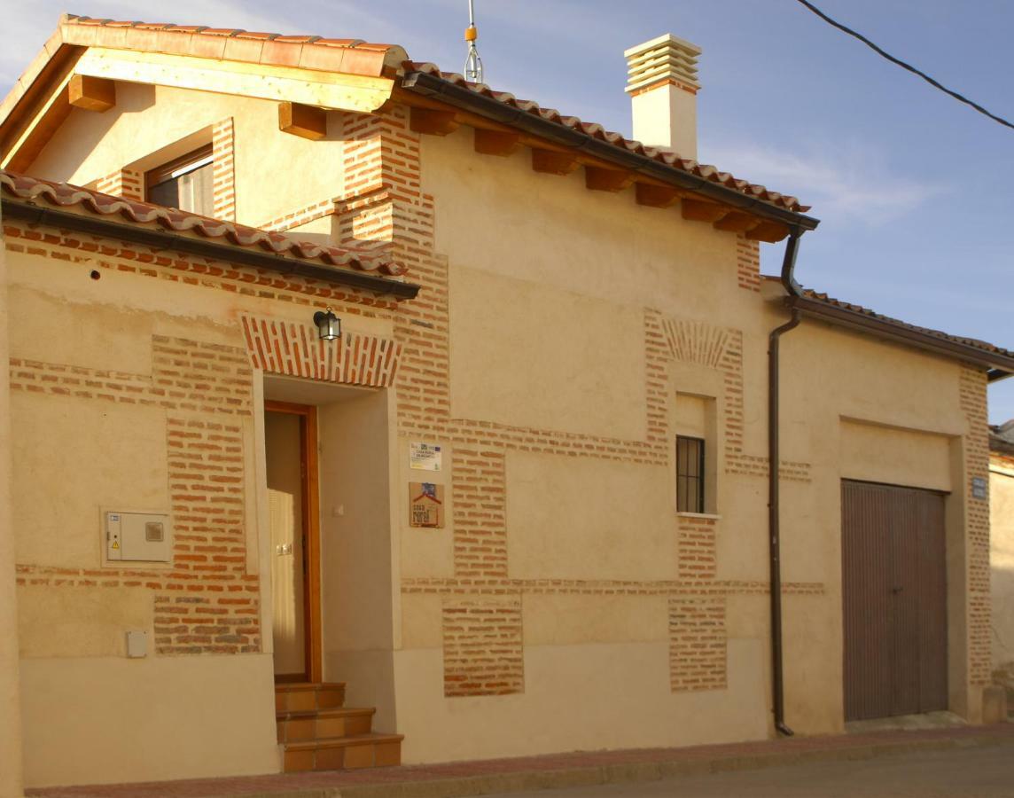 La Casita De Adanero Apartment Luaran gambar